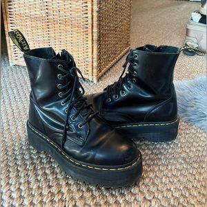 Black Platform Dr. Martens (Black Polished Smooth Jadon Flatform Chunky Boots)